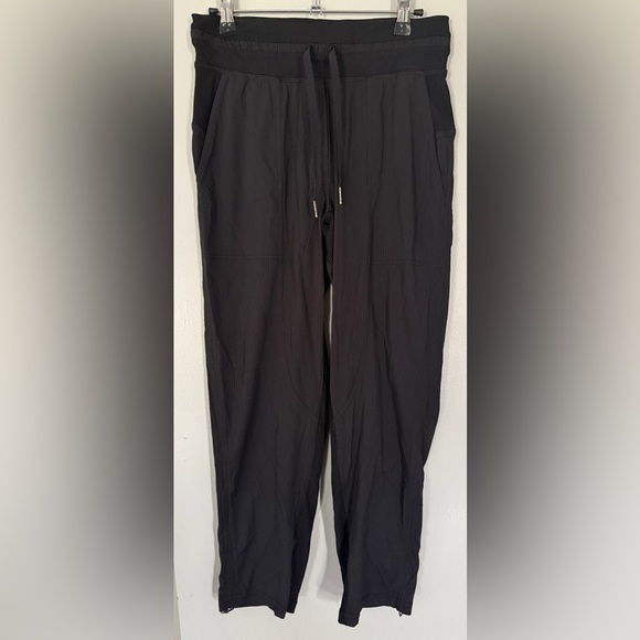 Lululemon Dance Studio Pants - Picture 8 of 8